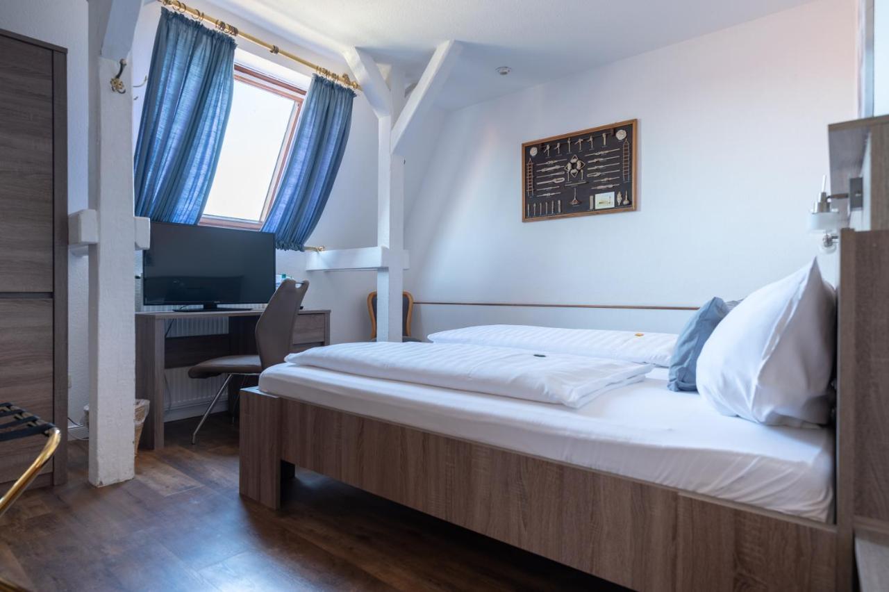 Alt-Emder Buergerhaus Hotel Emden Bagian luar foto