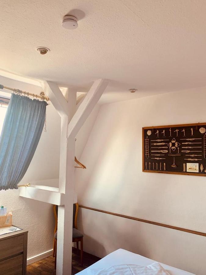 Alt-Emder Buergerhaus Hotel Emden Bagian luar foto