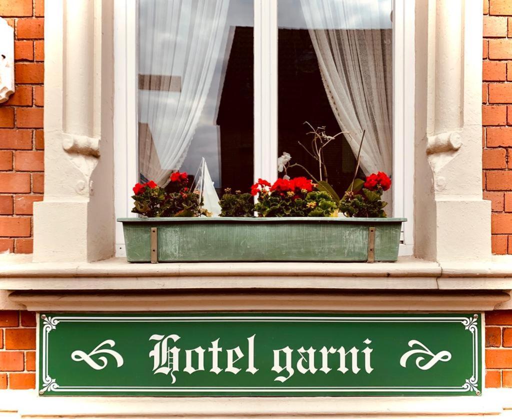 Alt-Emder Buergerhaus Hotel Emden Bagian luar foto