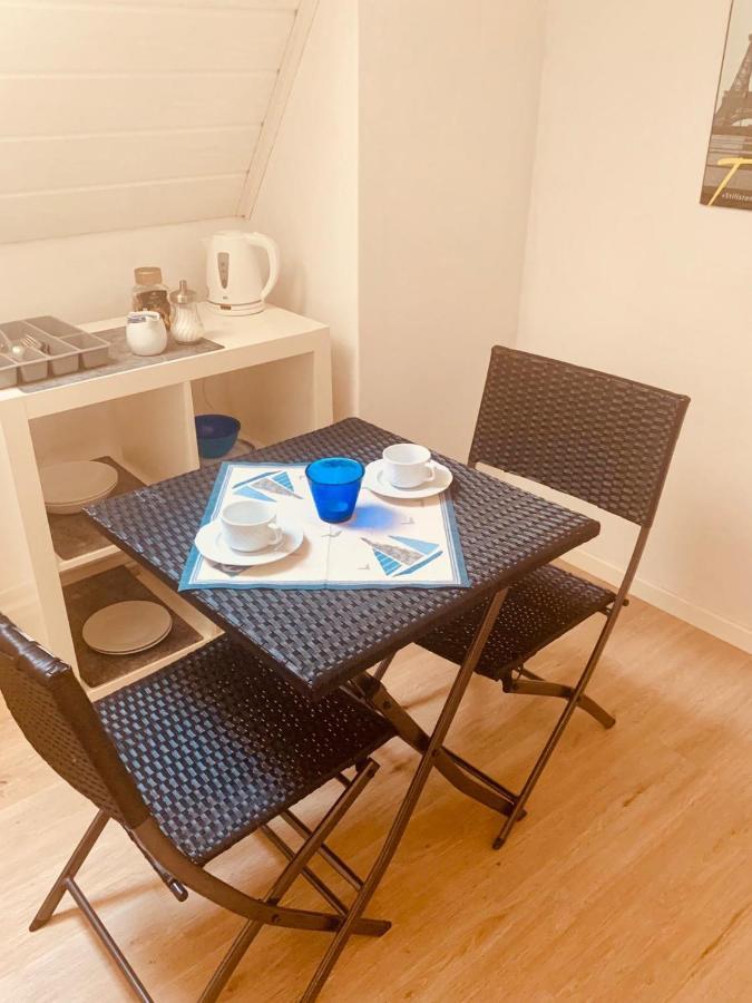 Alt-Emder Buergerhaus Hotel Emden Bagian luar foto