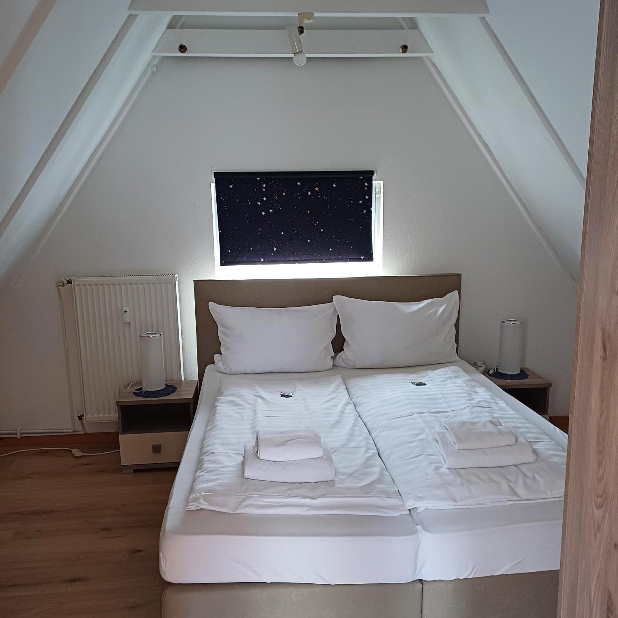 Alt-Emder Buergerhaus Hotel Emden Bagian luar foto