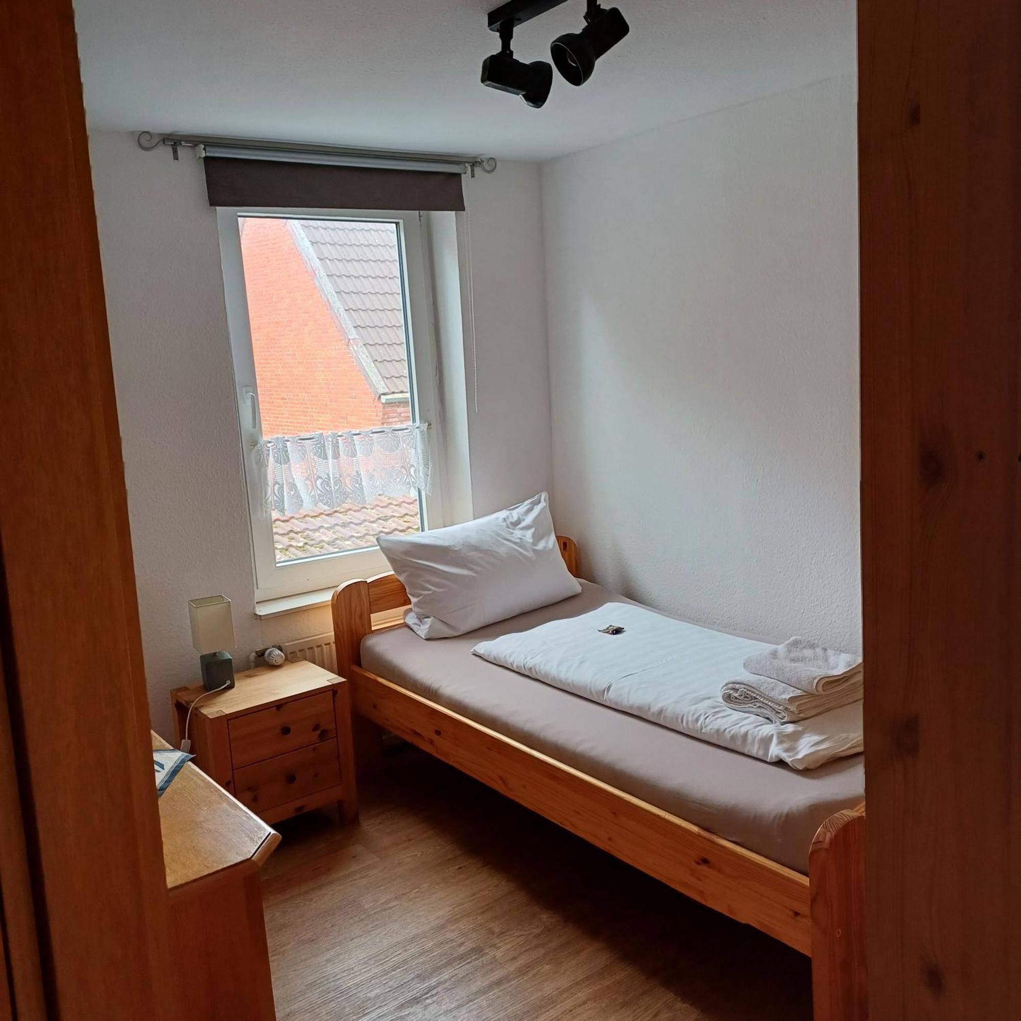 Alt-Emder Buergerhaus Hotel Emden Bagian luar foto