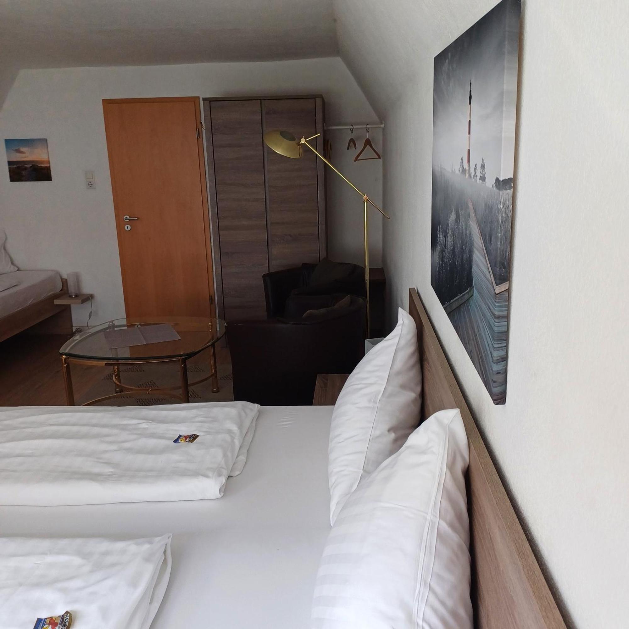 Alt-Emder Buergerhaus Hotel Emden Bagian luar foto